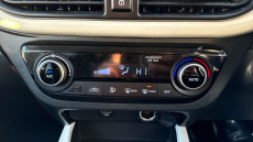 Hyundai i10 1.0 MPi Premium 5dr Auto Petrol Hatchback